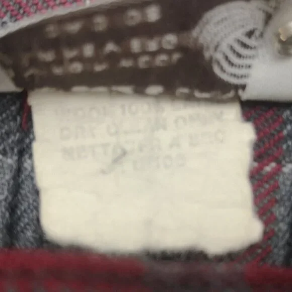 Aljean Canada Ladies Grey & Burgundy Plaid 100% Virgin Wool Vintage Kilt / Skirt - Picture 4 of 10